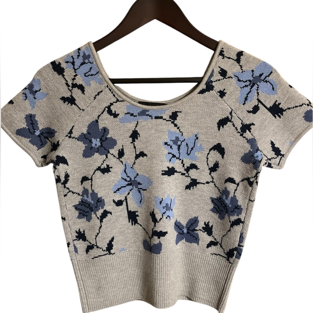 Club Monaco Floral Crew Neck Sweater in Gray and Blue - Picture 2 of 11